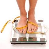 Le manque de sommeil fait consommer plus de calories et prendre du poids
