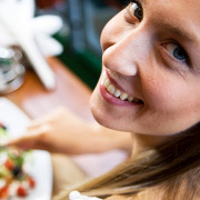 Atteindre le bon niveau de protéines permet de mieux contrôler l'appétit